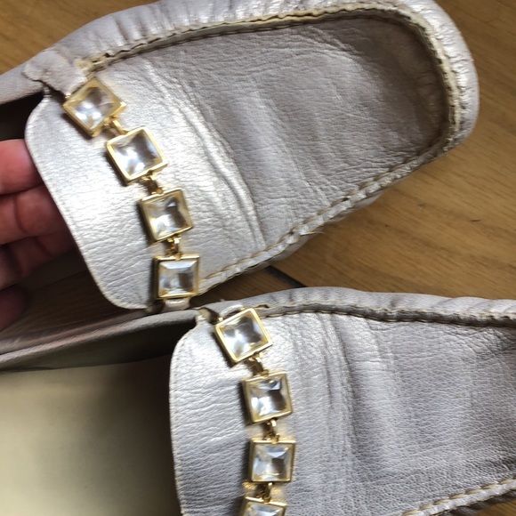 Stuart Weitzman pearl iridescent mule with rhinestones size 10 - Picture 5 of 9